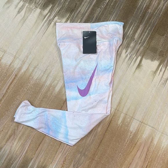 Nike Little Girls Rise All Over Print Legging - Picture 3 of 8